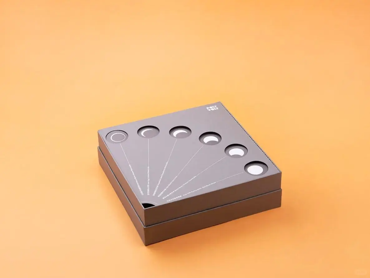 creative food lid and base box packaging 2